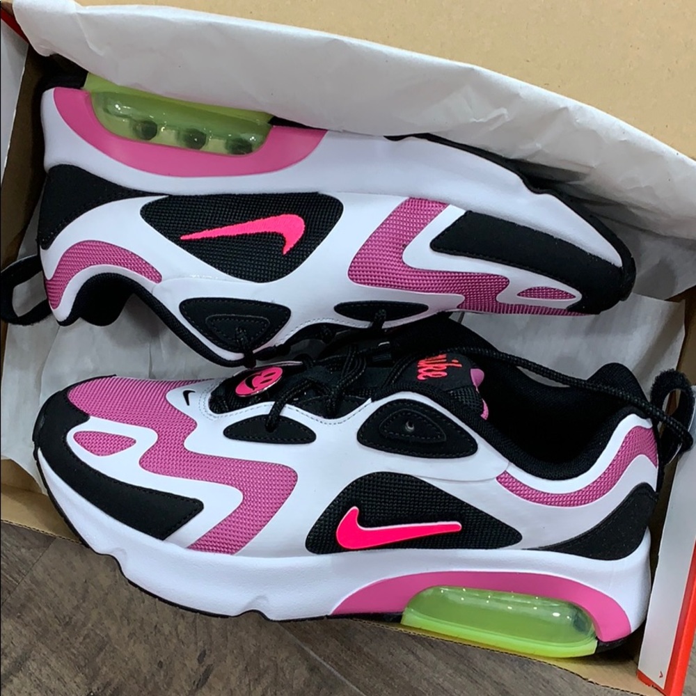 • NIKE W AIR MAX 200 black/hyper pink - Picture 5 of 16